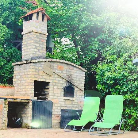 Apartament Borostyan Apartmann