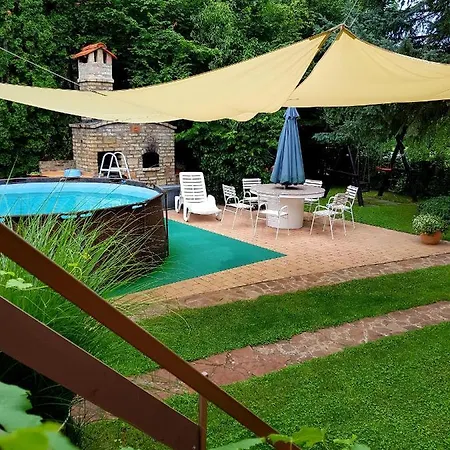 Borostyán Apartmann Apartman Balatonföldvár
