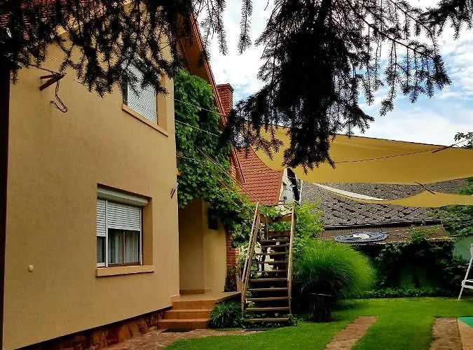 Borostyan Apartmann 아파트 Balatonföldvár