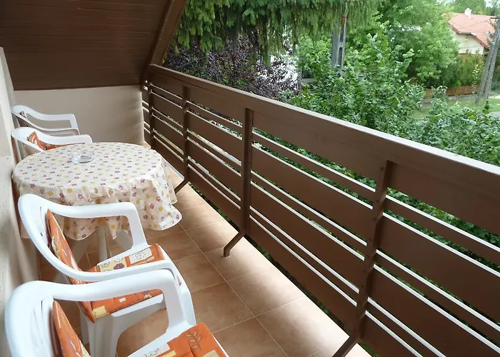 Borostyan Apartmann Appartement