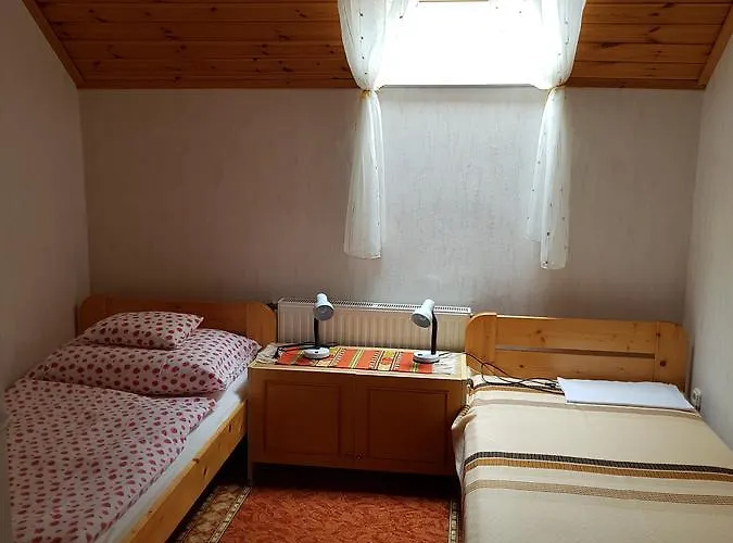 Borostyan Apartmann